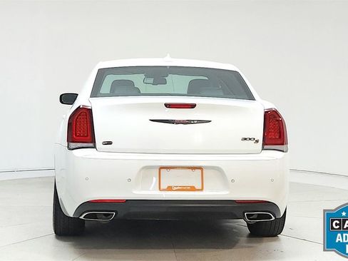 Used 2021 Chrysler 300 S image 4