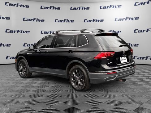 Used 2024 Volkswagen Tiguan SE AWD/4WD image 3
