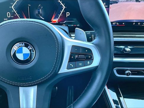 Used 2025 BMW X5 sDrive40i w/ M Sport Package RWD image 21