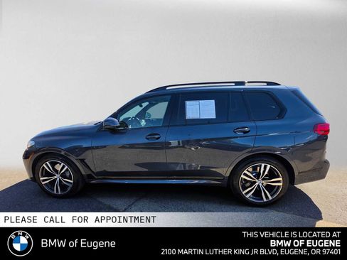 Used 2022 BMW X7 xDrive40i w/ M Sport Package AWD/4WD image 6