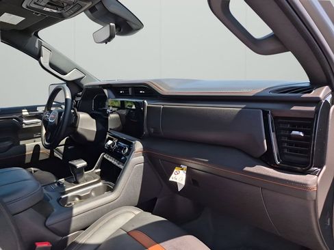 Used 2024 GMC Sierra 1500 AT4 w/ Technology Package image 14