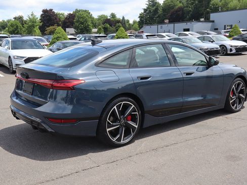 Used 2025 Audi S6 e-tron Premium Plus w/ Premium Plus AWD/4WD image 5