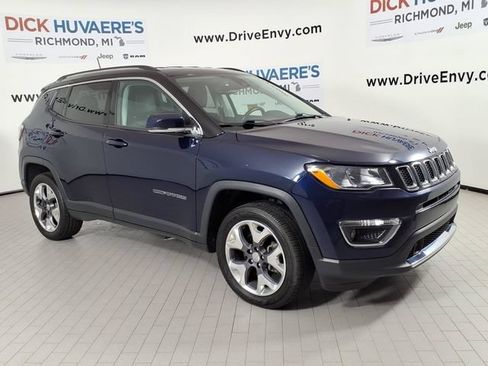 Used 2021 Jeep Compass Limited AWD/4WD image 3