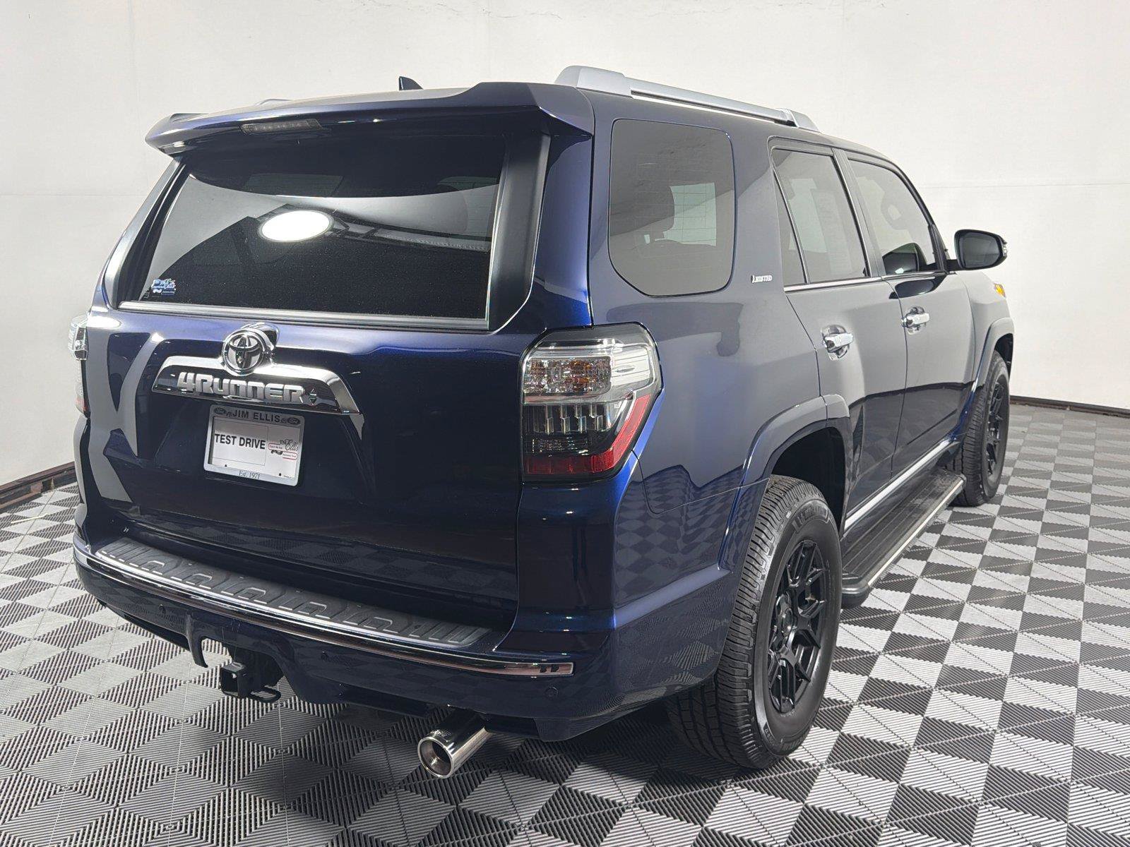 Used 2021 Toyota 4Runner Limited RWD image 7