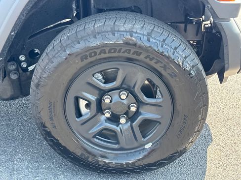Certified 2026 Jeep Wrangler Unlimited Sport AWD/4WD image 10