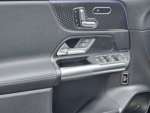 New 2026 Mercedes-Benz GLA 250 4MATIC image 10