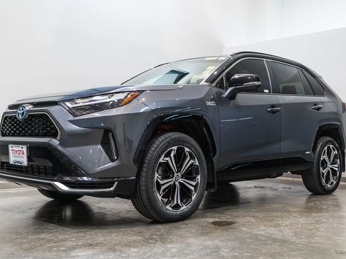 Used 2024 Toyota RAV4 XSE w/ Weather Package image 3