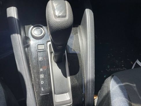 Used 2023 Nissan Versa SV FWD image 15
