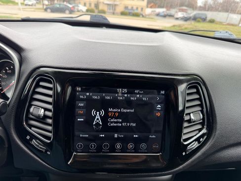 Used 2018 Jeep Compass Limited w/ Navigation Group image 12