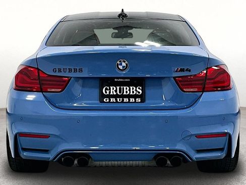Used 2018 BMW M4 Coupe w/ Competition Package RWD image 4