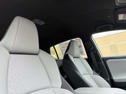 New 2026 Subaru Uncharted AWD image 17