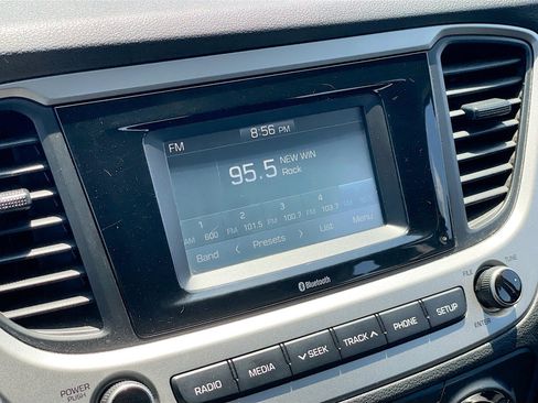 Used 2020 Hyundai Accent SE FWD image 9
