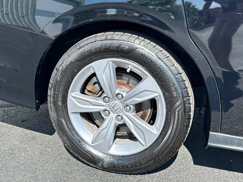 Used 2019 Honda Odyssey EX-L image 9