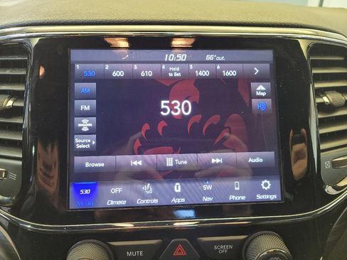 Used 2020 Jeep Grand Cherokee Laredo AWD/4WD image 25