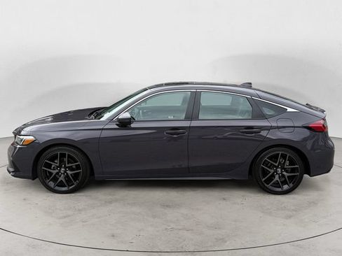 Used 2024 Honda Civic Sport Touring image 2