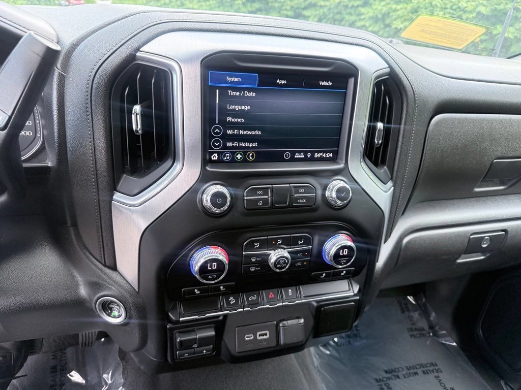 Used 2022 GMC Sierra 2500 SLE w/ X31 Off-Road Package AWD/4WD image 14