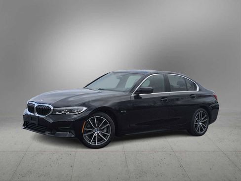 Used 2022 BMW 330e xDrive w/ Premium Package AWD/4WD image 1