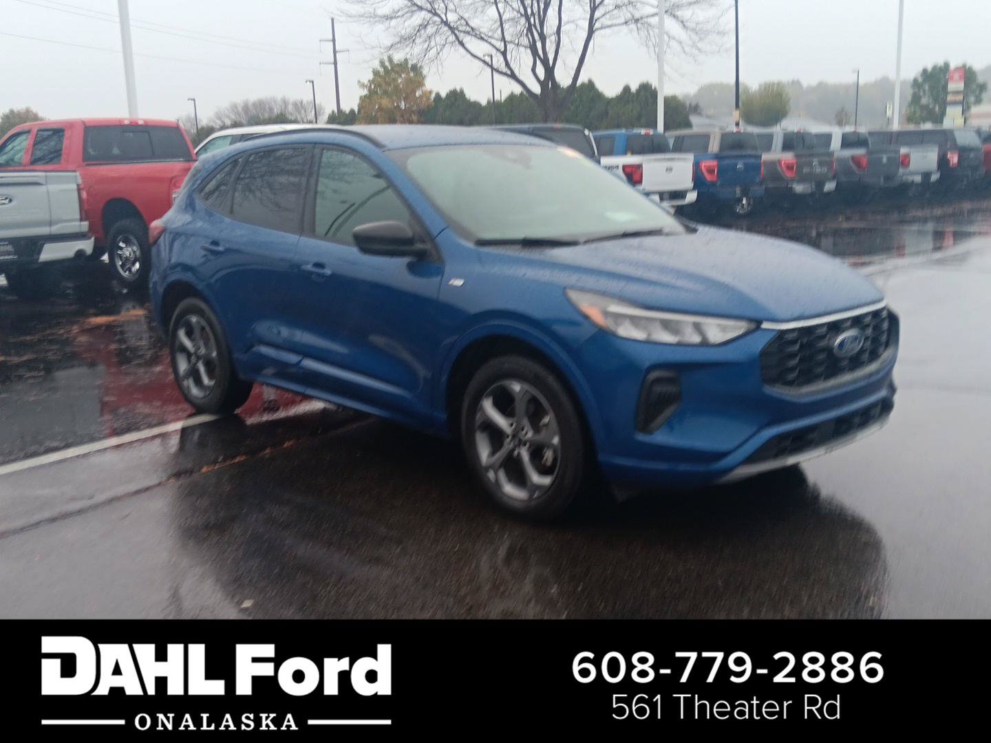 Used 2023 Ford Escape ST-Line w/ Tech Pack #1 AWD/4WD image 1