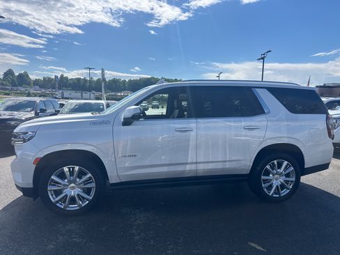 Used 2021 Chevrolet Tahoe High Country AWD/4WD image 4