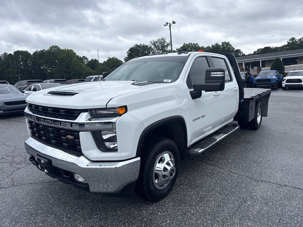 Used 2023 Chevrolet Silverado 3500 LT w/ Convenience Package AWD/4WD image 1