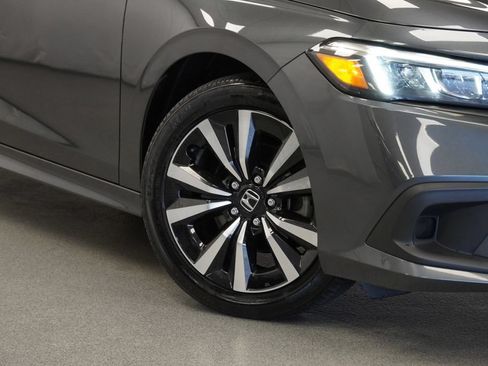Used 2024 Honda Civic EX image 9