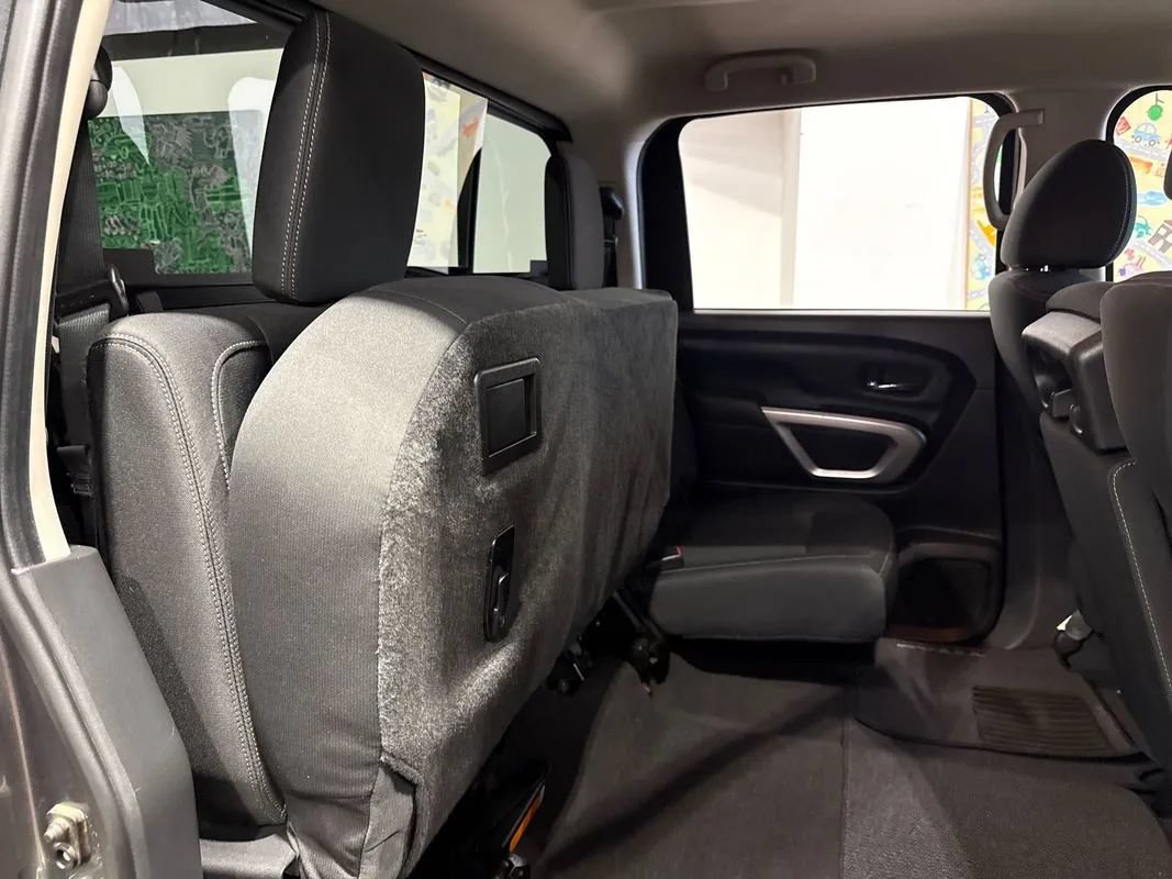 Used 2019 Nissan Titan SV AWD/4WD image 85