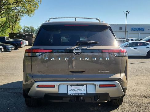 Certified 2023 Nissan Pathfinder Platinum w/ Cargo Package FWD image 6