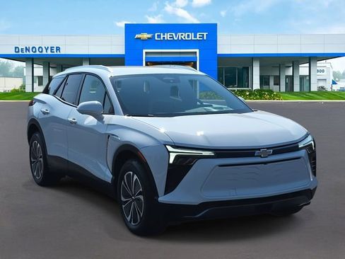 New 2025 Chevrolet Blazer EV LT image 5