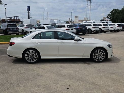 Used 2023 Mercedes-Benz E 450 4MATIC Sedan image 4