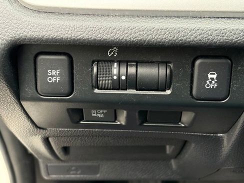 Used 2017 Subaru Crosstrek 2.0i Premium AWD/4WD image 24
