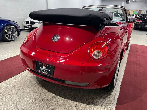 Used 2009 Volkswagen Beetle S image 14