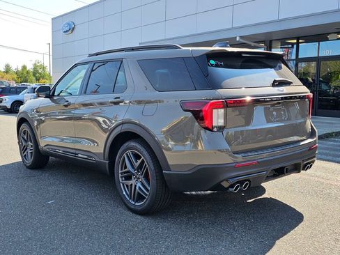 New 2026 Ford Explorer ST w/ Sun And Sound Package AWD/4WD image 7