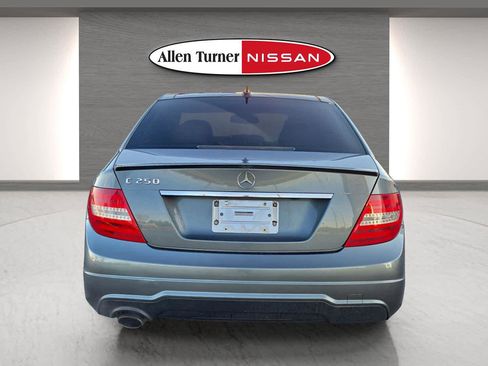 Used 2012 Mercedes-Benz C 250 Sedan image 7