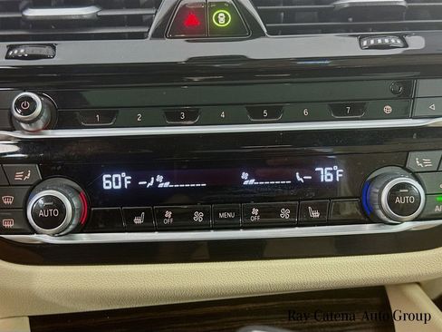 Certified 2023 BMW 530i xDrive w/ Premium Package image 16