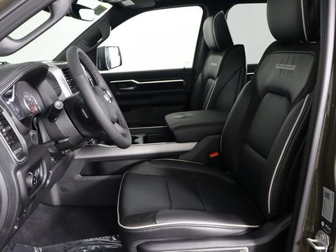 New 2027 RAM 1500 Laramie w/ Night Edition AWD/4WD image 13