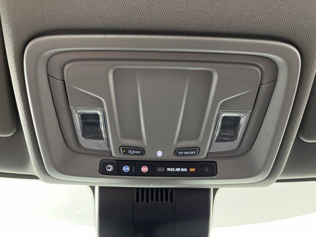 Used 2025 Chevrolet Silverado 1500 RST AWD/4WD image 29