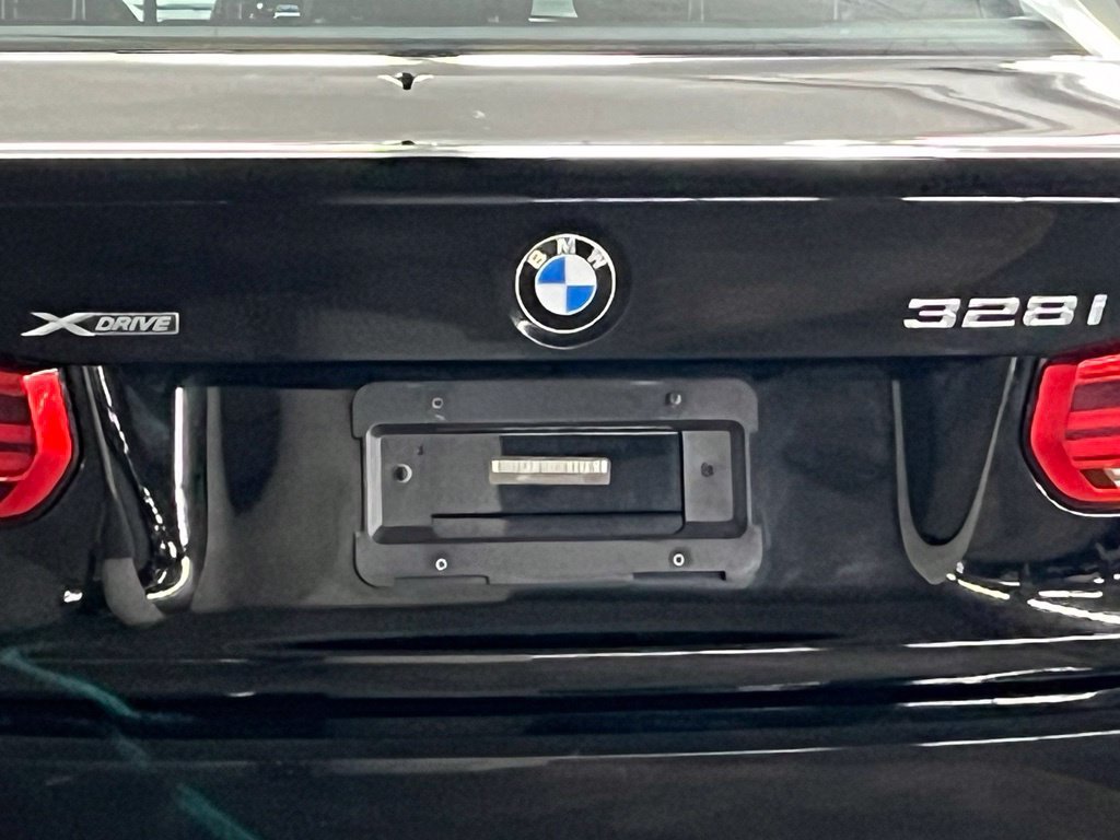 Used 2016 BMW 328i xDrive Sedan AWD/4WD image 31