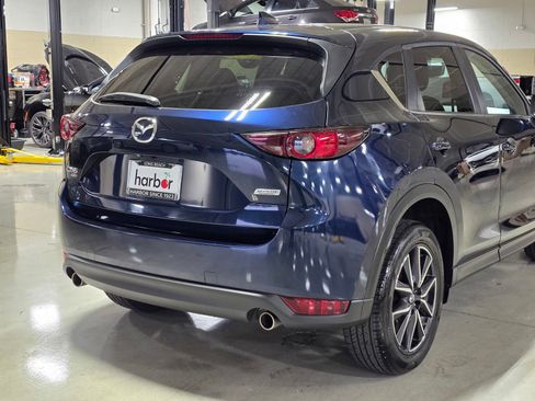 Used 2018 MAZDA CX-5 Touring image 11