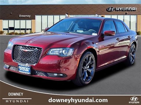 Used 2023 Chrysler 300 S image 1