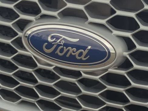 Used 2023 Ford Edge SE AWD/4WD image 12