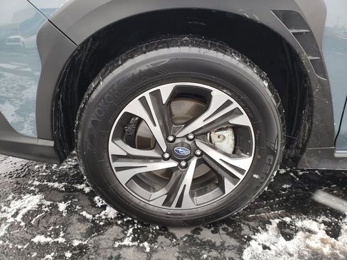 Used 2024 Subaru Crosstrek 2.0i Premium image 28