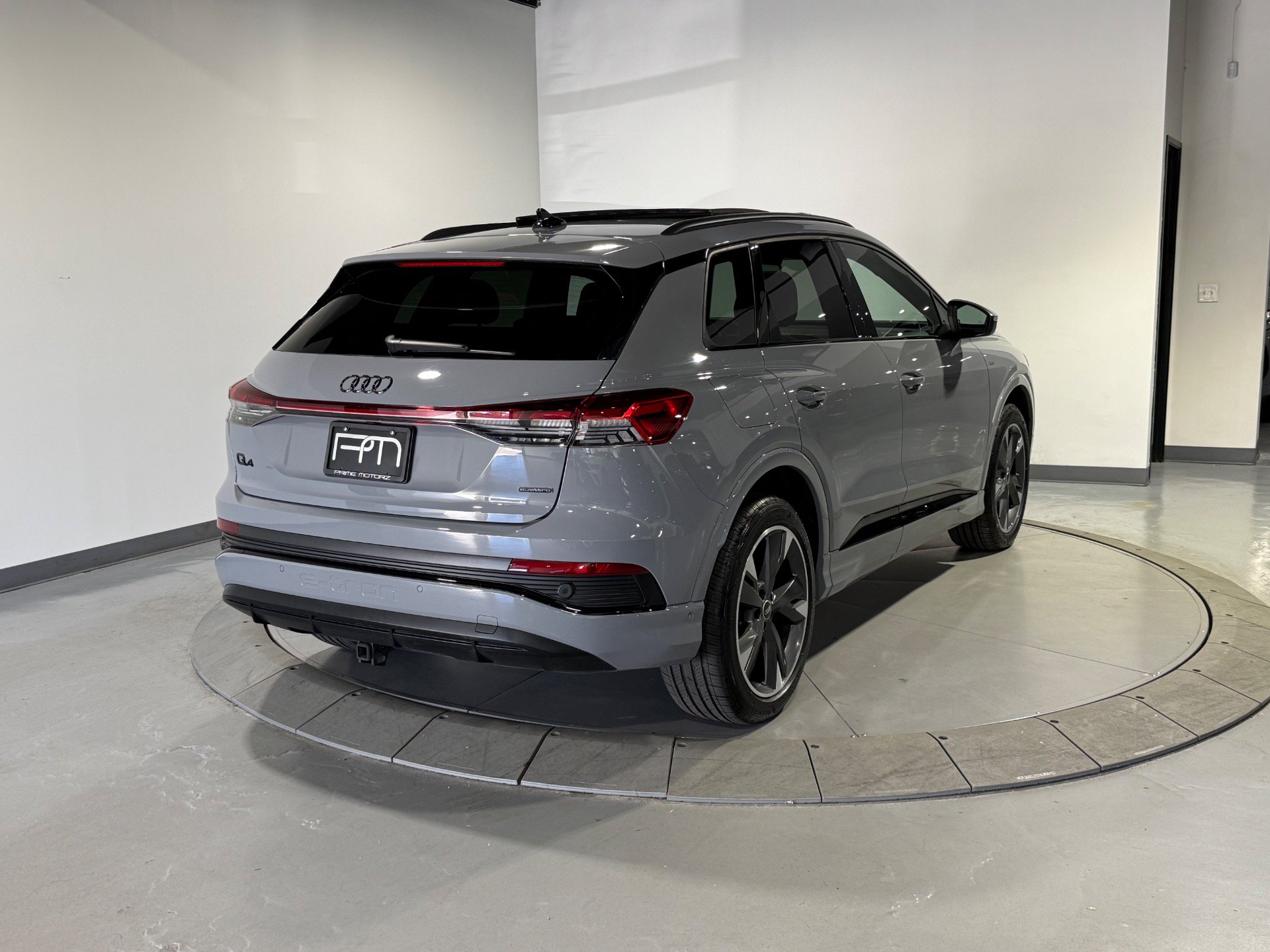 Used 2023 Audi Q4 e-tron Premium Plus w/ Premium Plus AWD/4WD image 13