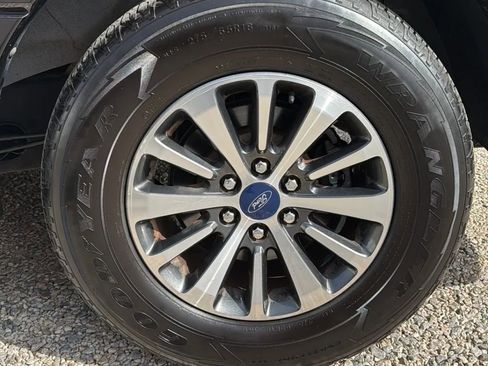 Used 2015 Ford Expedition EL XLT w/ Equipment Group 202A image 35