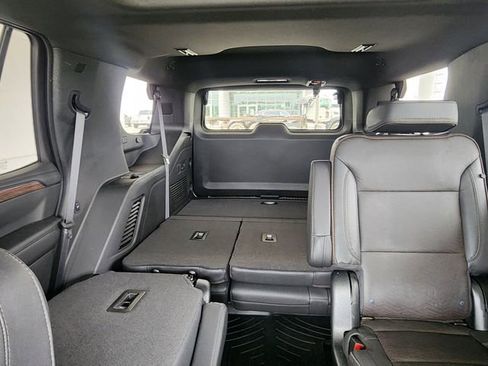 Used 2023 Chevrolet Tahoe High Country RWD image 44