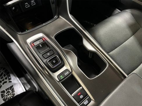 Used 2021 Honda Accord Sport image 33