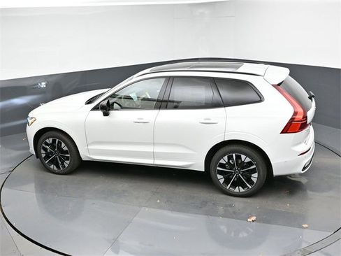 New 2026 Volvo XC60 B5 Plus w/ Protection Package Premier image 47