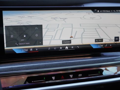 Certified 2023 BMW 740i RWD image 29