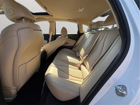 Used 2022 Acura TLX w/ Technology Package image 42