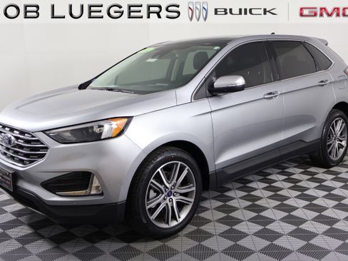 Used 2022 Ford Edge Titanium image 4