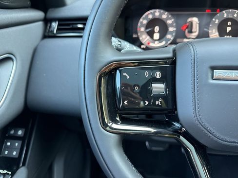 New 2025 Land Rover Range Rover Velar Dynamic SE image 20